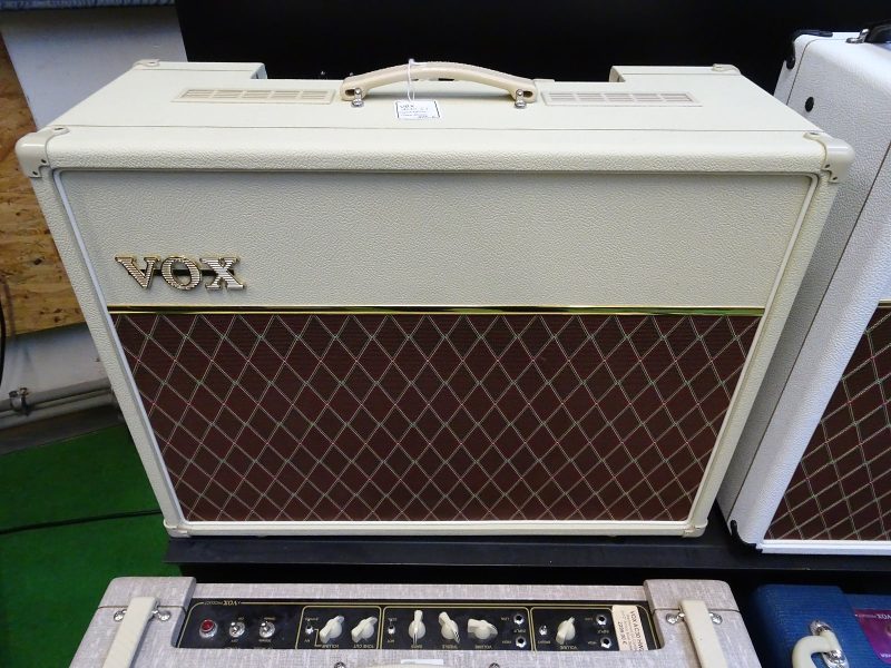 Vox AC30S1 Cream Bronco Ltd.Ed, 30-Watt 1x12" Guitar Combo - New Old Stock -