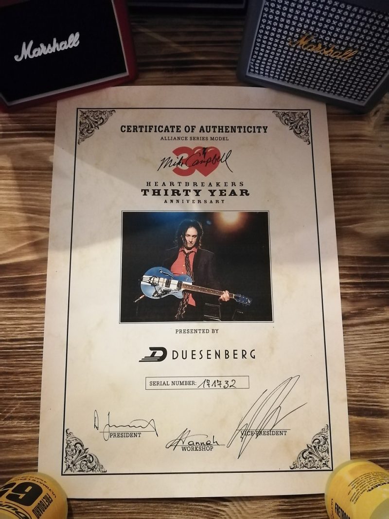 Duesenberg Starplayer TV Alliance Mike Campbell I Signature Guitar incl. case