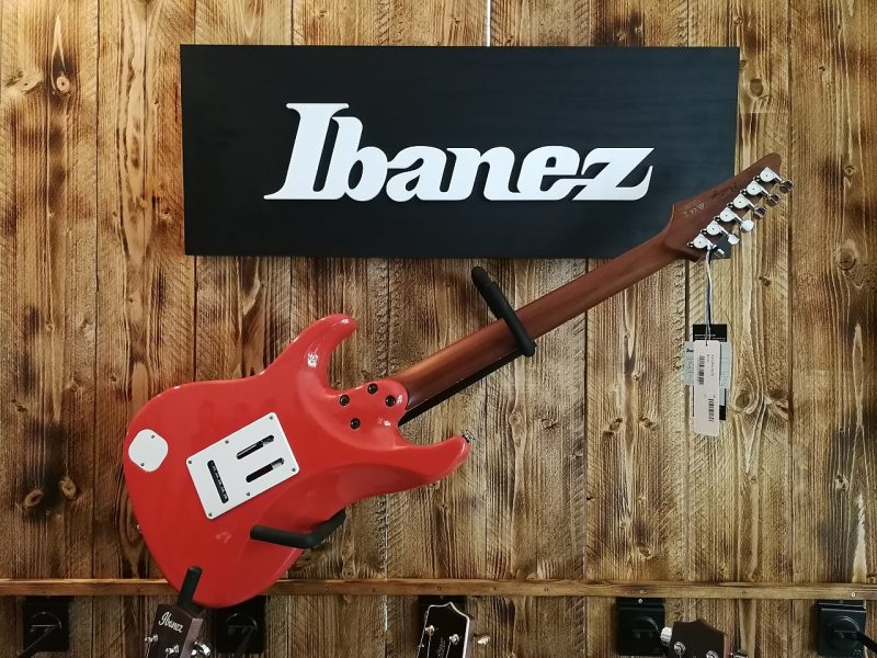 Ibanez AZ2204-SCR Scarlet Prestige + Hardcase