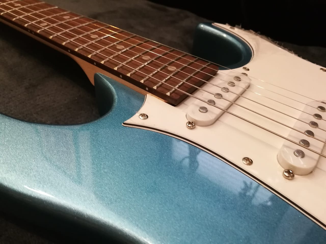GIO E-Gitarre 6 String Metallic Light Blue Ibanez IBANEZ GRX40-MLB 