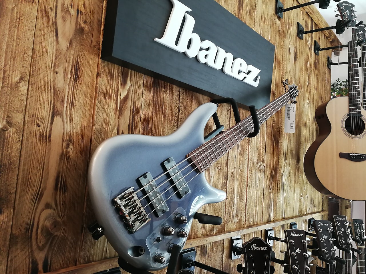 Ibanez SR300E-NST SR-Series E-Bass 4 String Night Snow Burst on OhGuitar.com