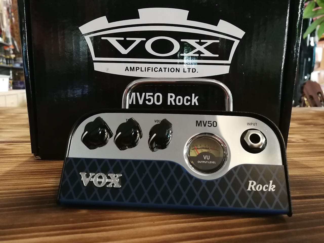 VOX MV 50 CR Rock on OhGuitar.com