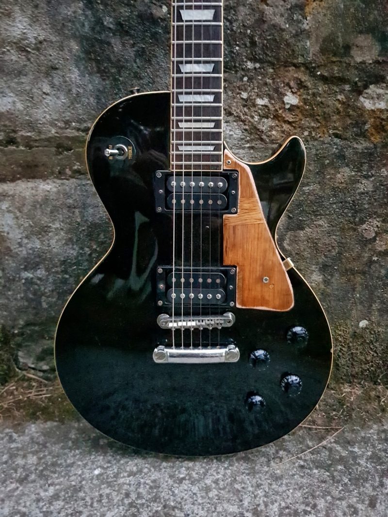 Pickguard Gibson Les Paul black guitar
